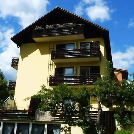 Strandhotel Prinz فندق 3*